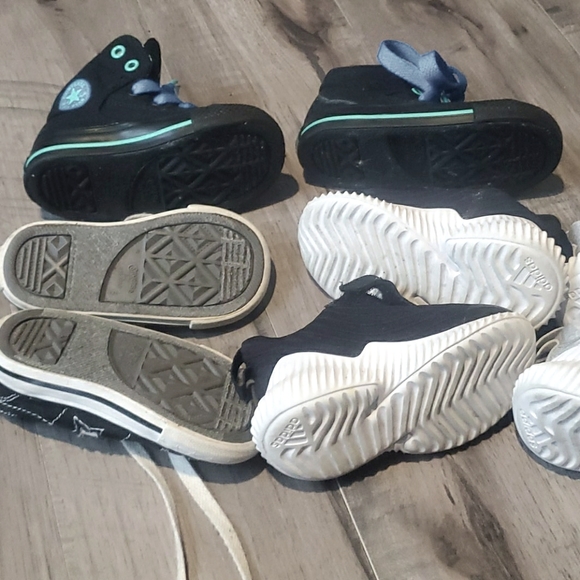 Converse and Adidas lot for toddler - Picture 7 of 9